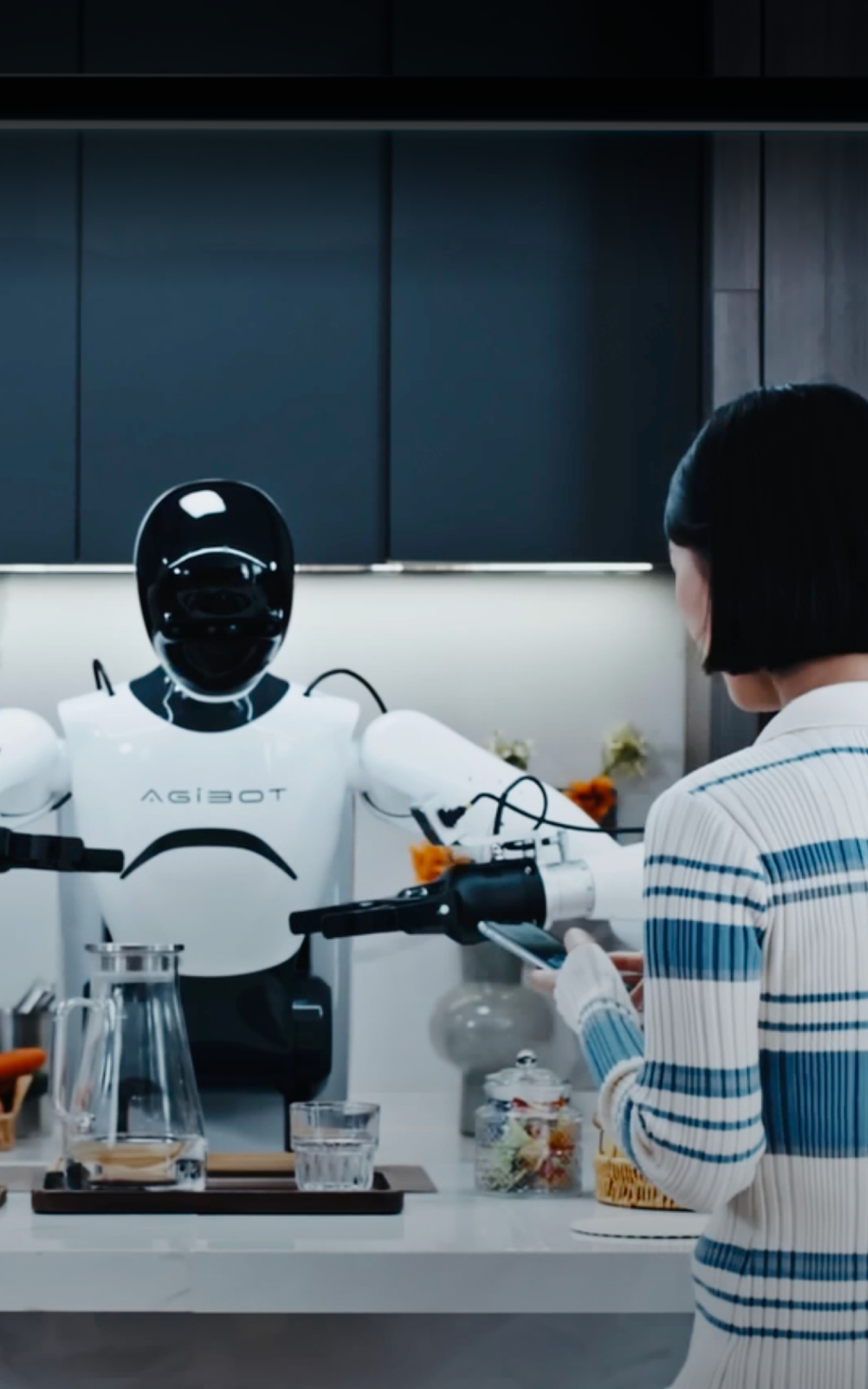 行业首款！ 太阳集团tcy发布具身智能一站式开发平台Genie Studio